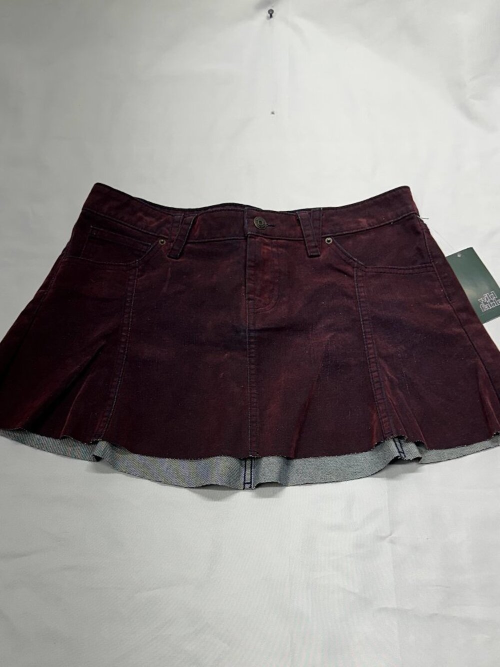 NWT Wild Fable Burgundy Flocked Denim Flared Mini Skirt Size 6 Pleated Y2K Goth